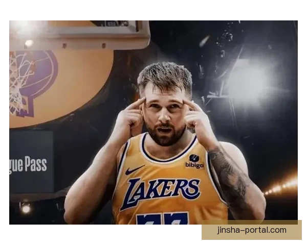 东契奇复出砍42分12助攻湖人力克骑士 里夫斯艾顿双双贡献精彩表现 东契奇复出砍42分12助攻湖人力克骑士 里夫斯艾顿双双贡献精彩表现