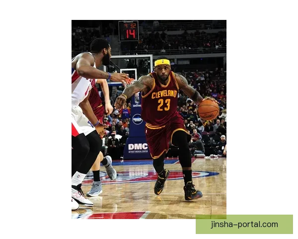 杜伦带伤出战助活塞锁定东部第一 奥汤称他应入选NBA最佳阵容 杜伦带伤出战助活塞锁定东部第一 奥汤称他应入选NBA最佳阵容